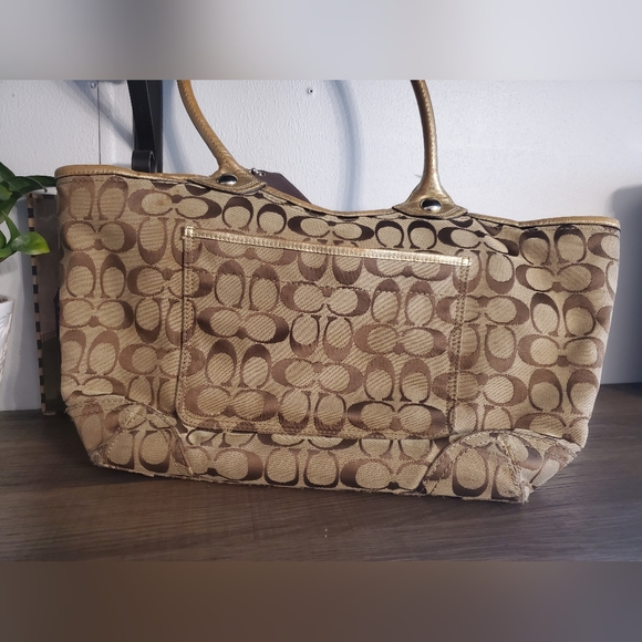 Coach Classic Monogram Shoulder Bag - Picture 7 of 10